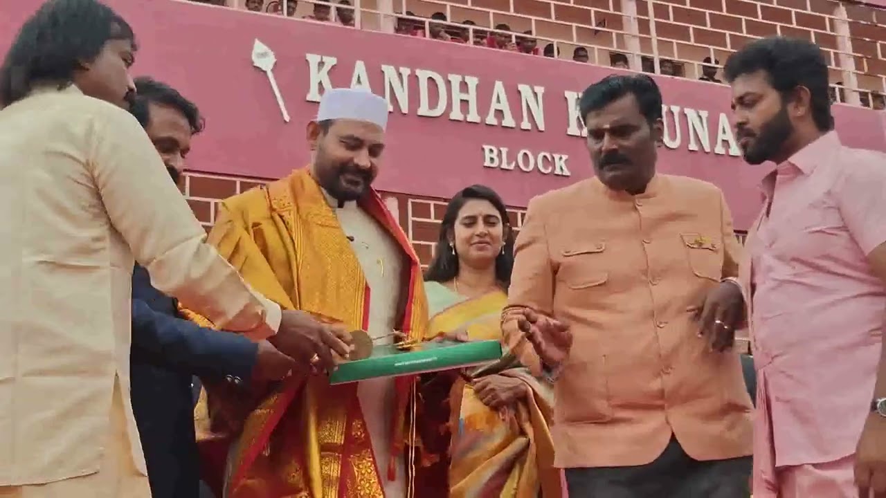 காஞ்சி பாரதிதாசன் பள்ளியில் களைகட்டிய குடியரசுதின விழா kanchi BDMS republic day