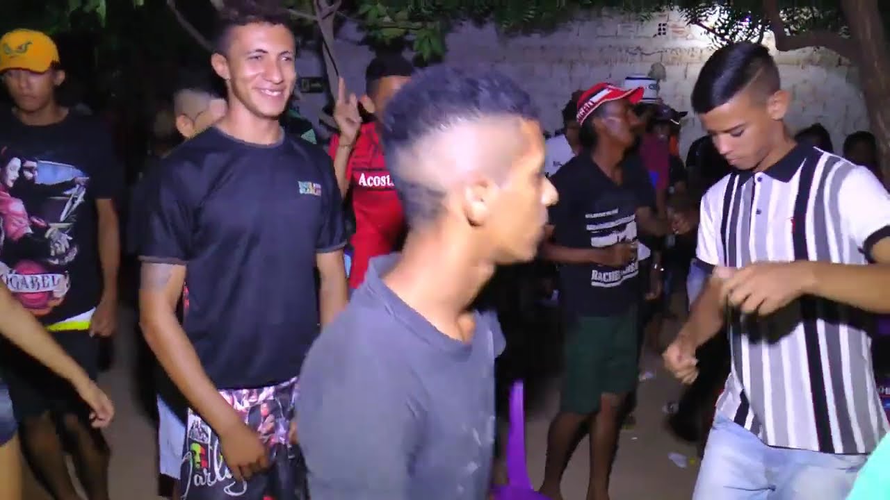 REGGAE EM TIMOM CLUBE DO MOLEZA COM FORÇA NEGRA