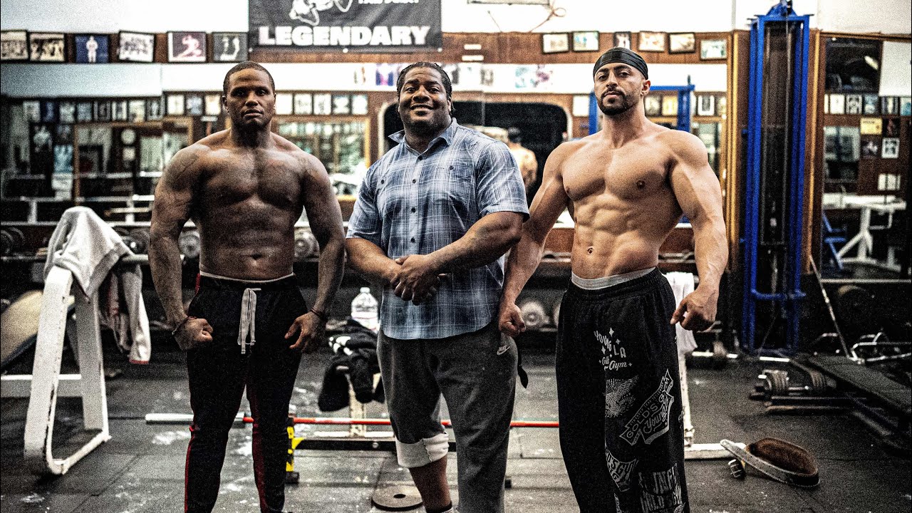 SQUATS & DEADLIFTS AT THE MOST DANGEROUS GYM IN AMERICA