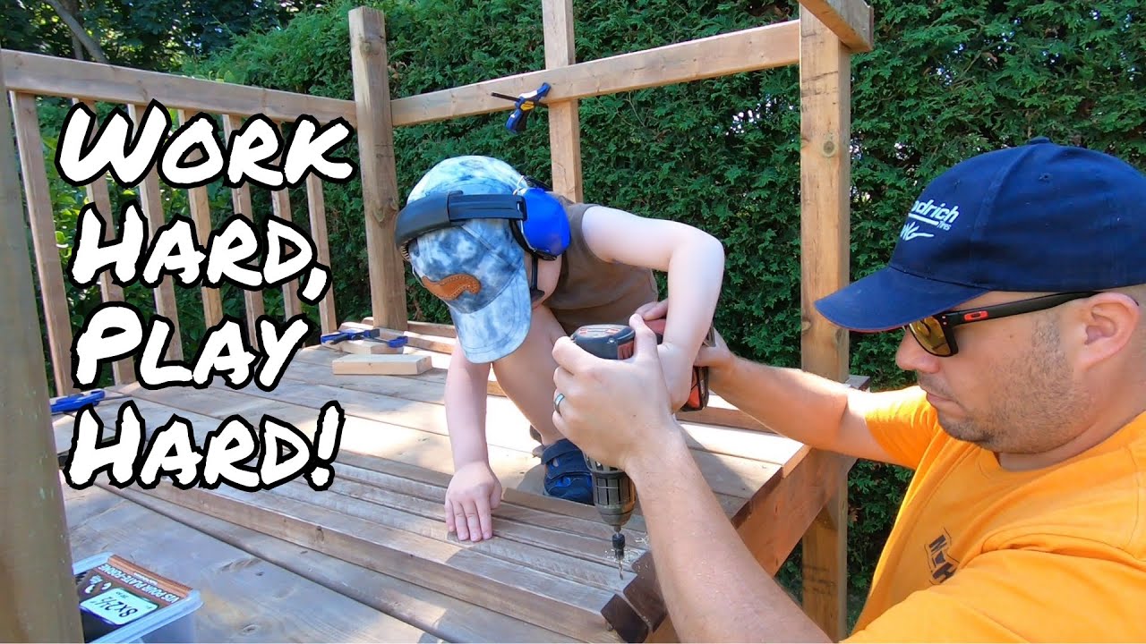Play Structure build!