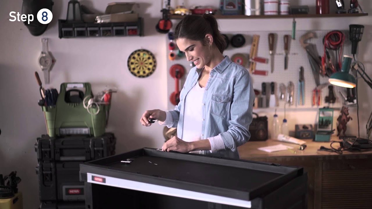 Keter XL PRO Base cabinet - Assembly Video