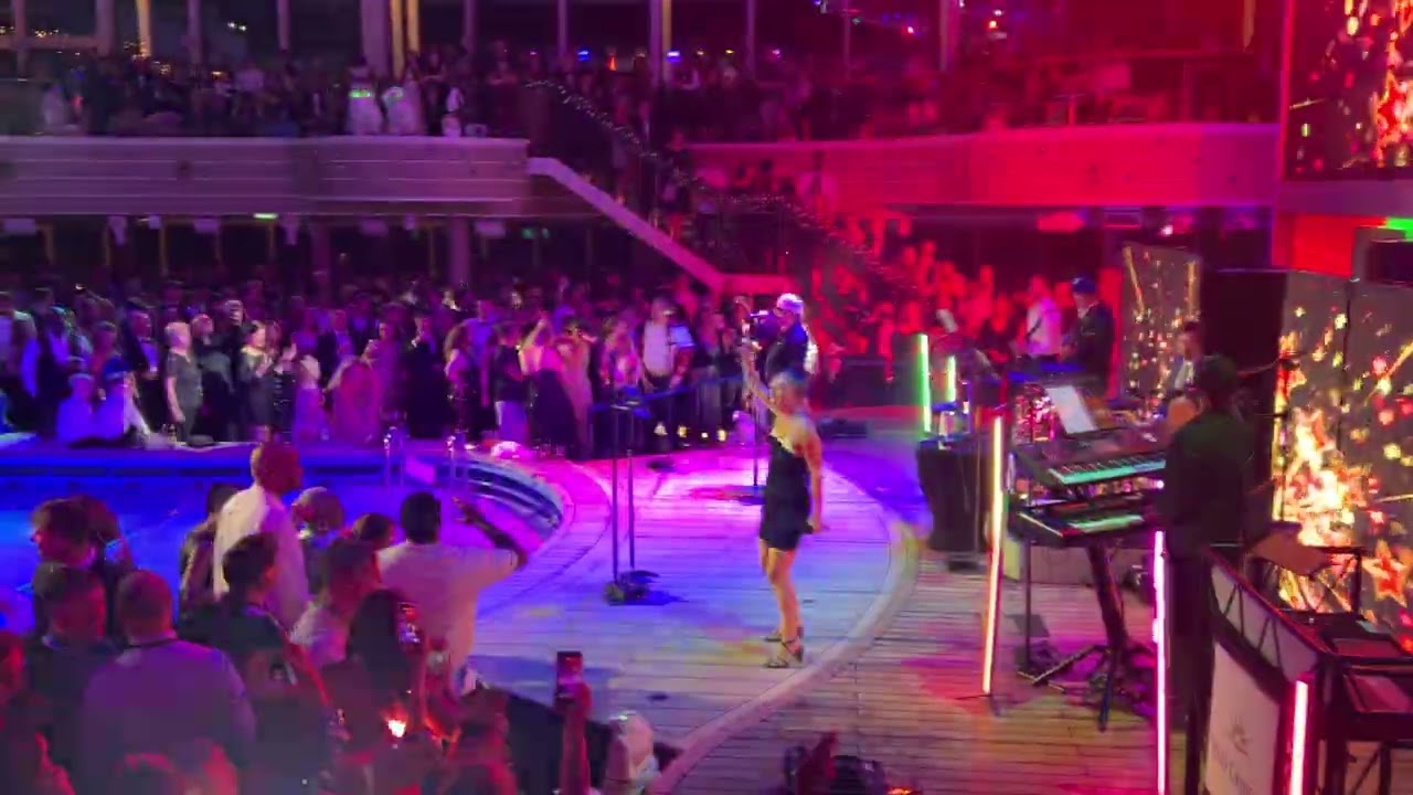 P&O Arvia …2025 New Years Eve party onboard …🛳️🛳️🥰😎😎🍾🍾🍾