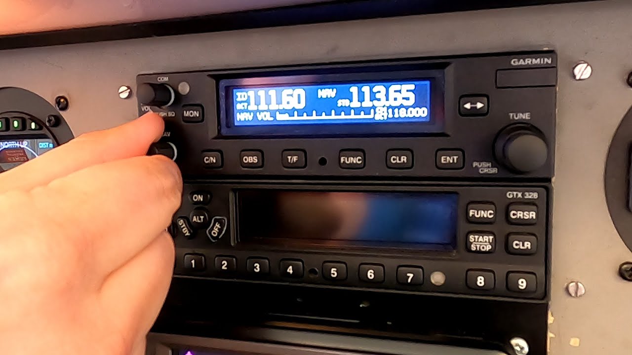 Radio Garmin GNC 255 A ( en français )