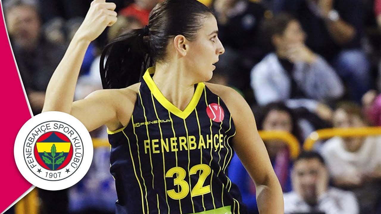 Ana Dabovic (24 points) was on fire vs. Avenida