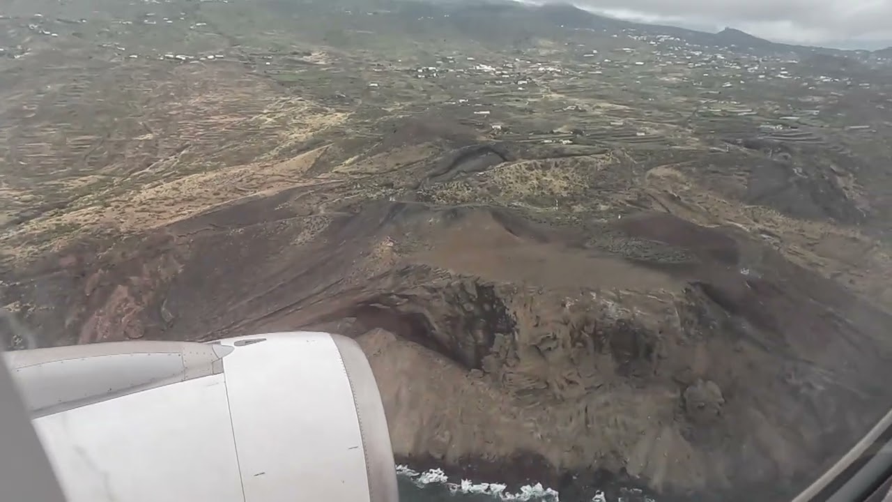 Anflug und Landung auf der Kanarischen Insel La Palma im A320 von Condor