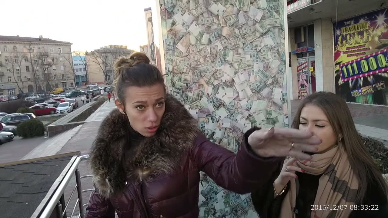 Walking in Chisinau, Capital of Moldova.Girls of Moldova