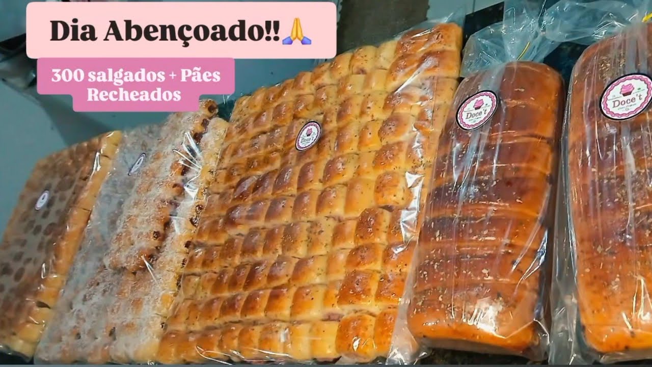 Encomenda de 300 salgados assados + pães recheados. 