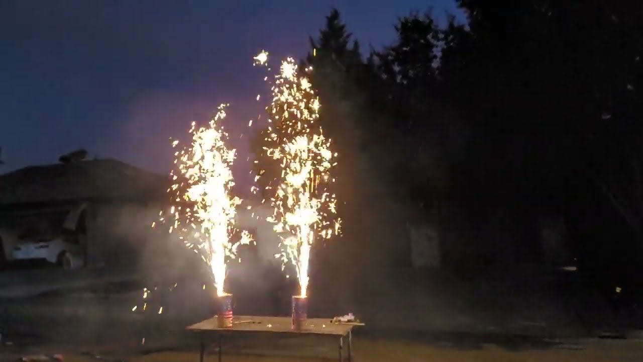 TNT Firewotks Tnt Torch fountains X2