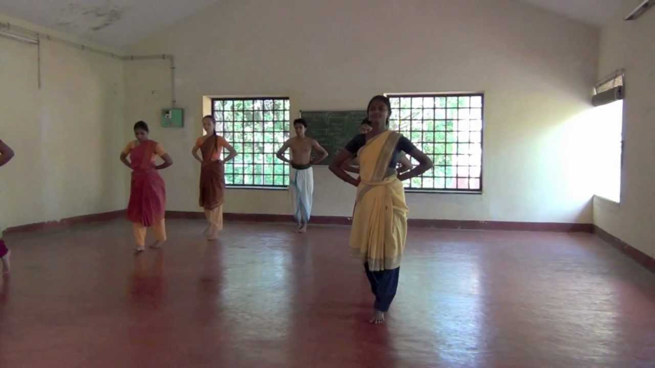 Kalakshetra, l'&eacute;cole de danse et de chant traditionnels Chenna&iuml;
