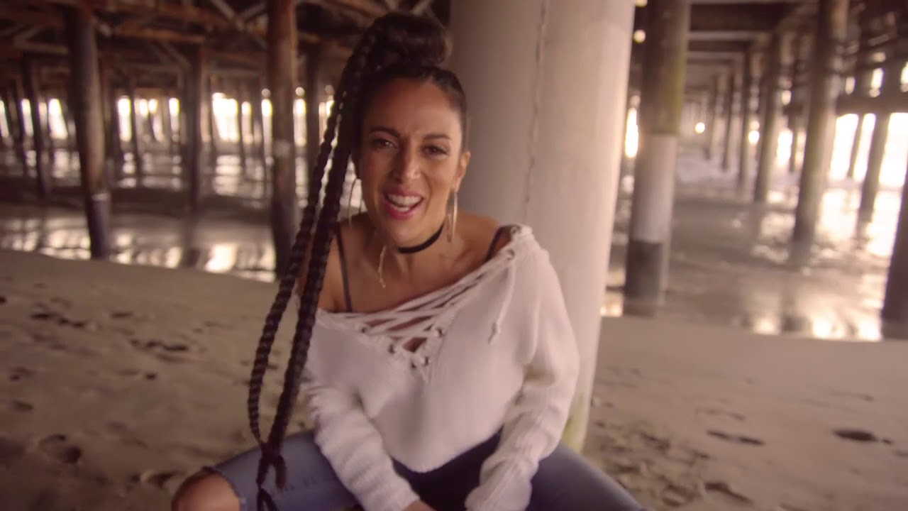 Beyonce J Balvin Willy William Mi Gente cover de Mayre Martinez Acústico en el Cajón