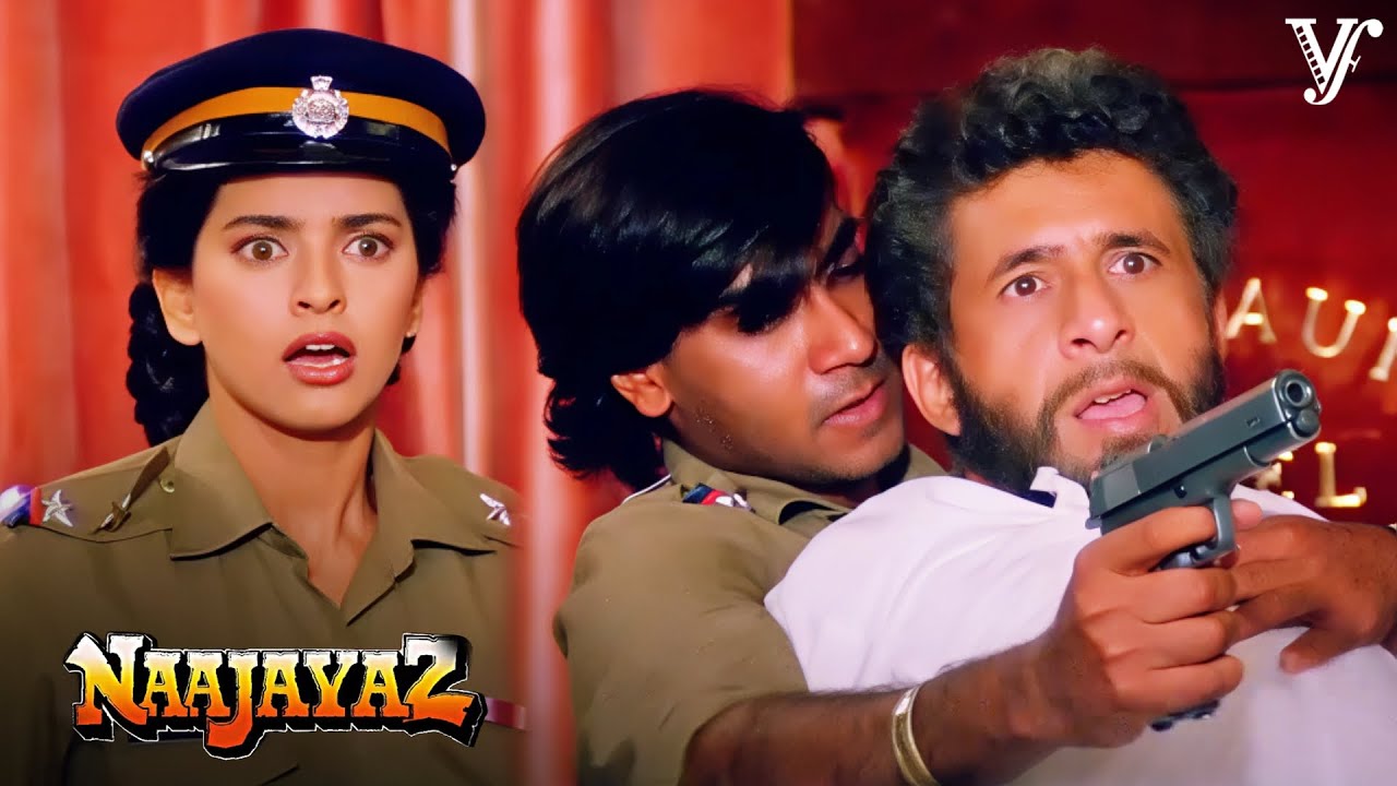 Ajay Devgn Attacks His Father Naseeruddin Shah for Girlfriend Juhi Chawla | Naajayaz Compilation