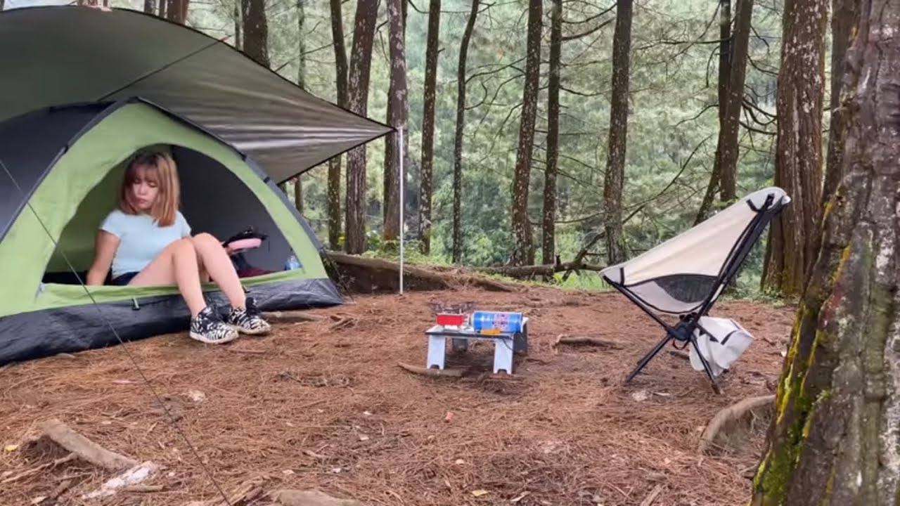 SOLO OVERNIGHT CAMPING IN JUNGLE &ndash; RELAXING IN THE TENT WITH THE SATISFYING SOUND OF NATURE &ndash; ASMR