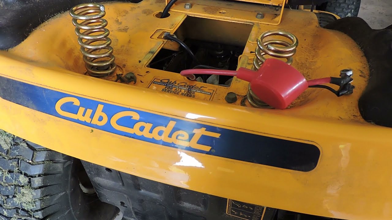 Cub Cadet LTX 1050 - A Few Repairs