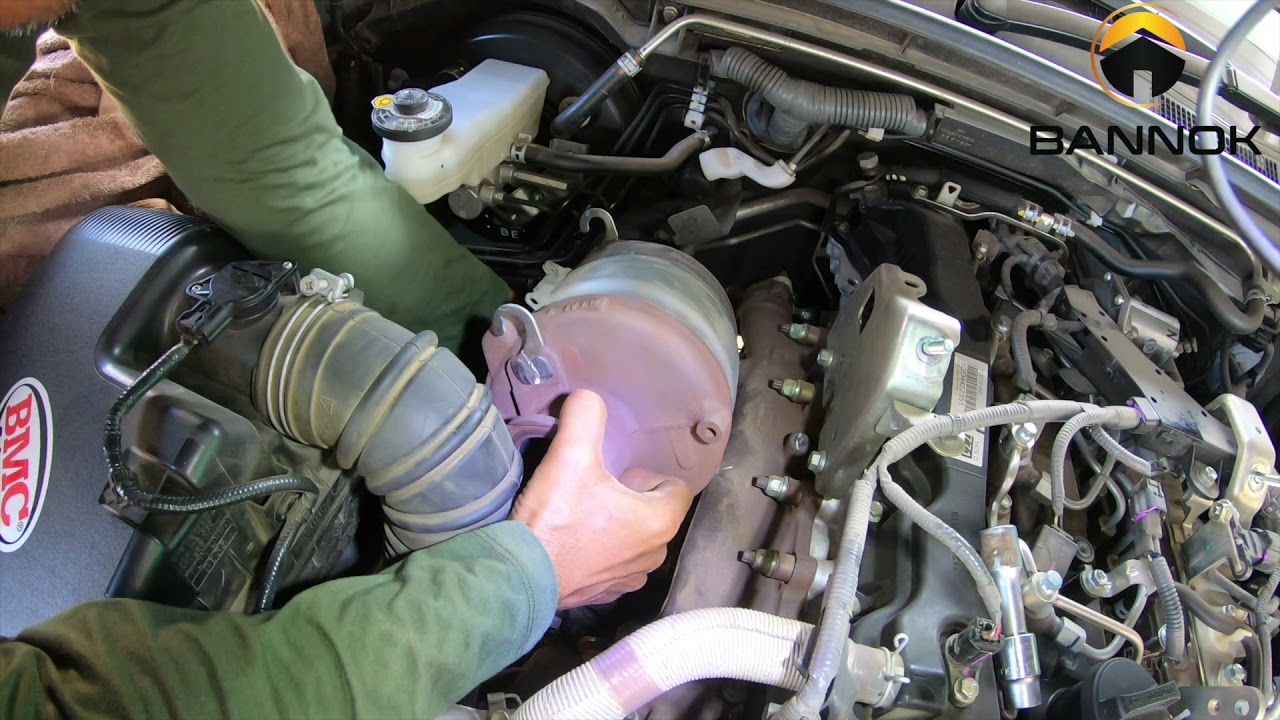 เปลี่ยนท่อแทนแคต  รีโว่ 2.8