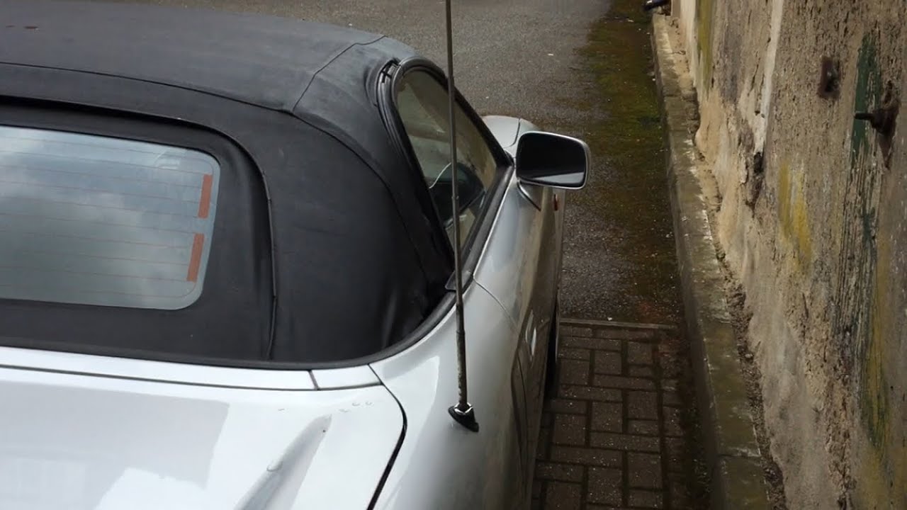 Toyota MR2 Roadster aerial repair