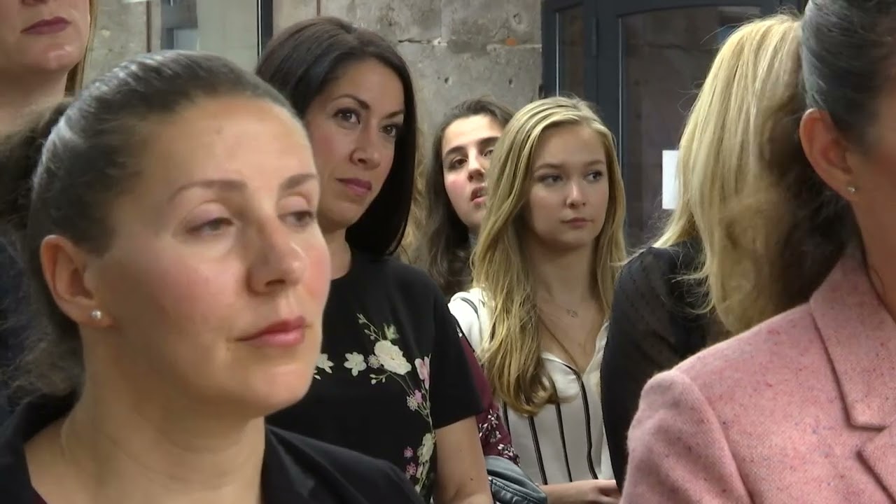 От разницы в оплате труда до вопросов ухода за детьми – правительство отвечает на вопросы равенства.