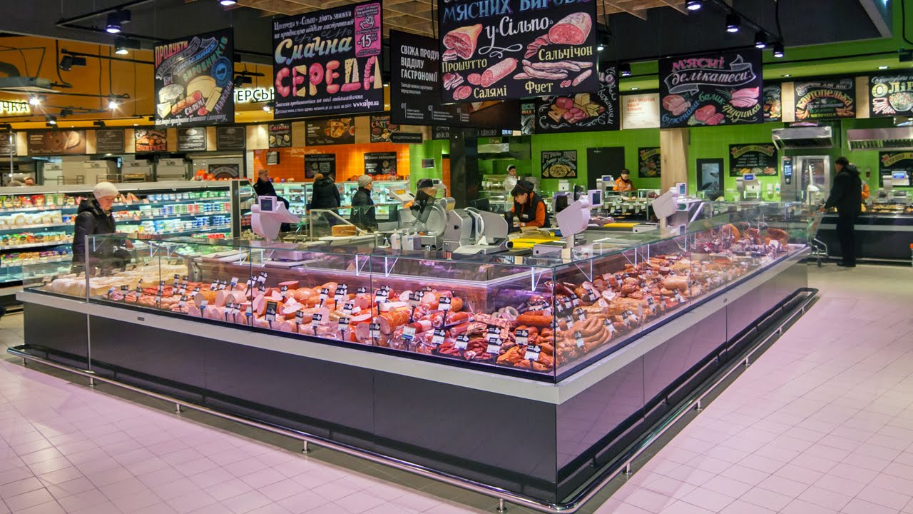 «Silpo» supermarket in Kyiv/Холодильные витрины «Айсберга» в супермаркете «Сільпо»