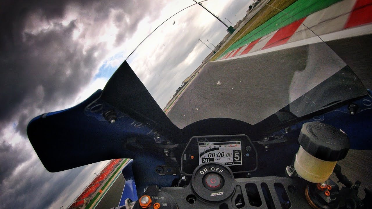 Che bomba! Yamaha YZF-R1 M GYTR: l'onboard a Misano
