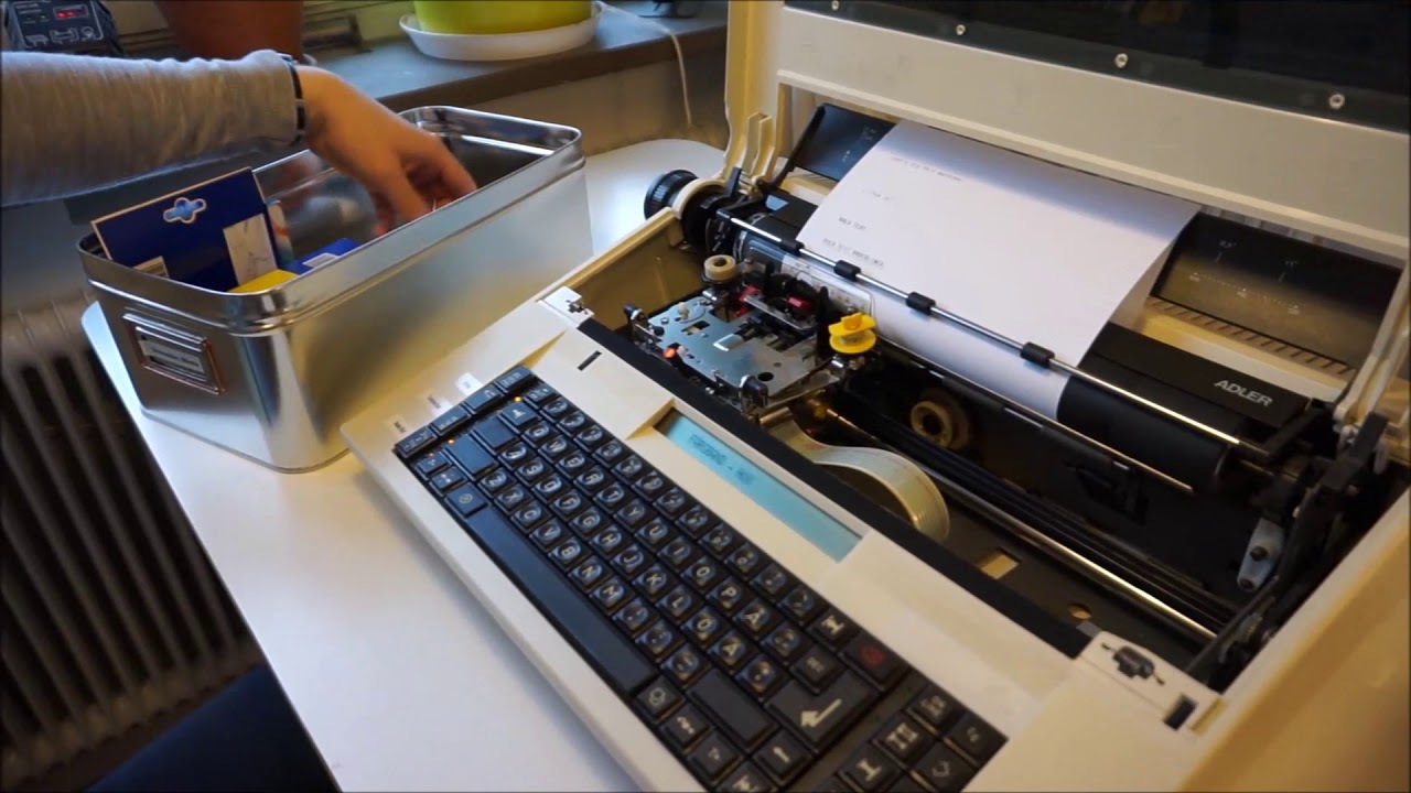 Typwriter TA Adler SE310