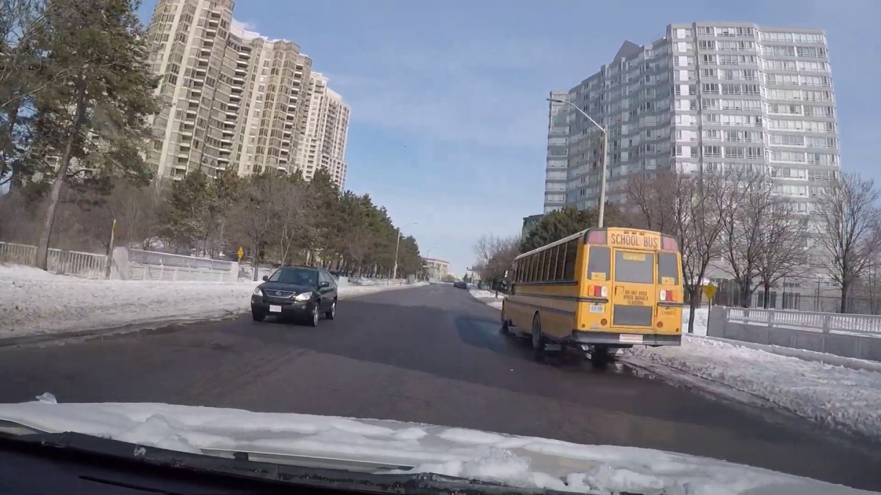 Driving to Toronto from mississauga.  Ontario Canada. Part (1) Urdu I Hindi.