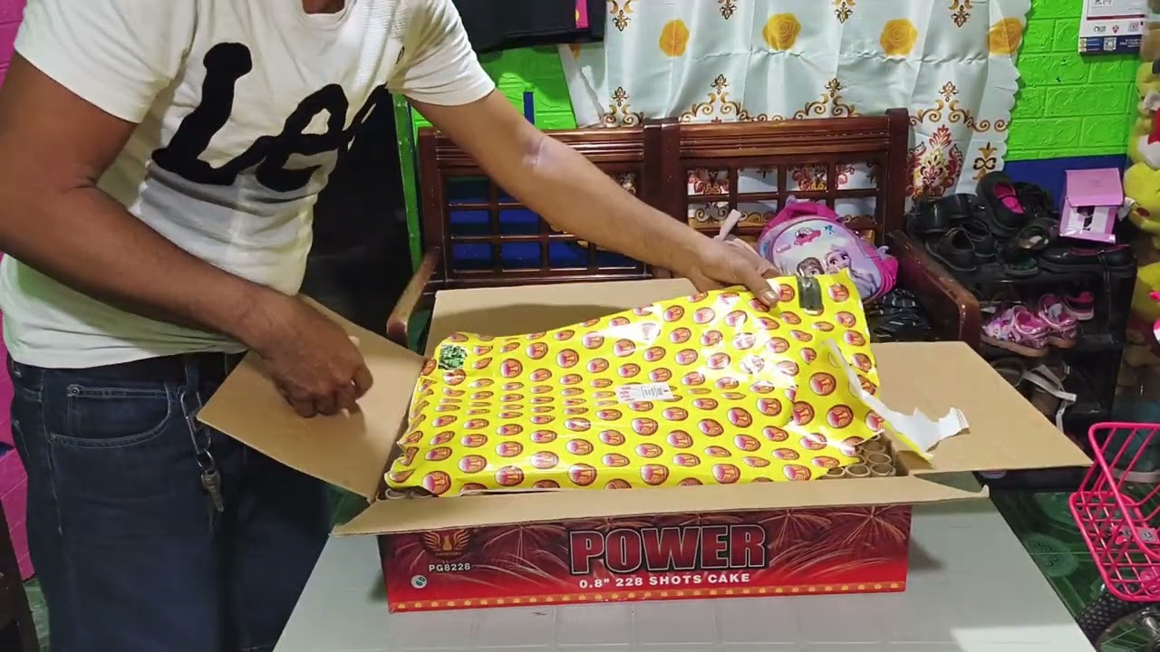 UNBOXING POWER 228 SHOTS 0.8 BY PEGASUS FIREWORKS