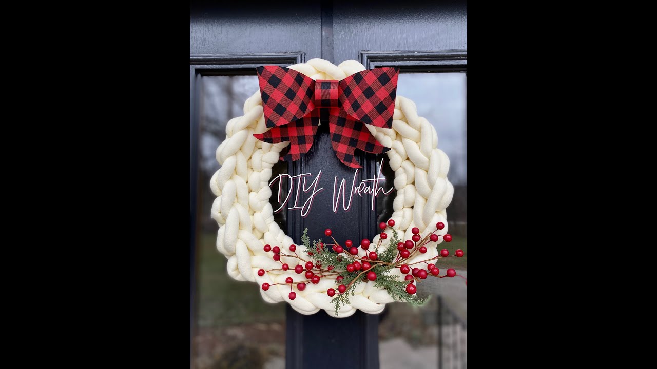 How to Knit a Wreath - Stay Cozy Tutorial