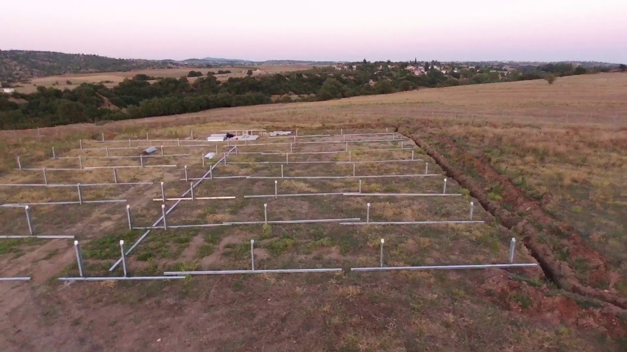 One-Axis Solar Park - Distribution of PV Axis Beams and Transmission Bars (unedited)