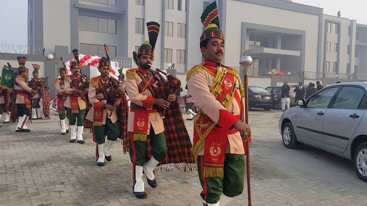 Lucky star band multan