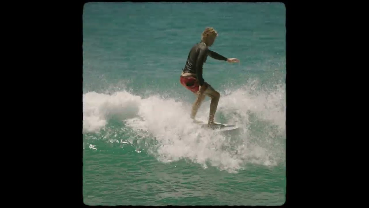 On The Beach, A Weekend at Blueys