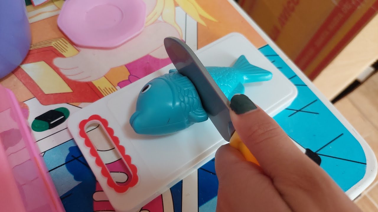 Fazendo Moqueca de peixe para os babys