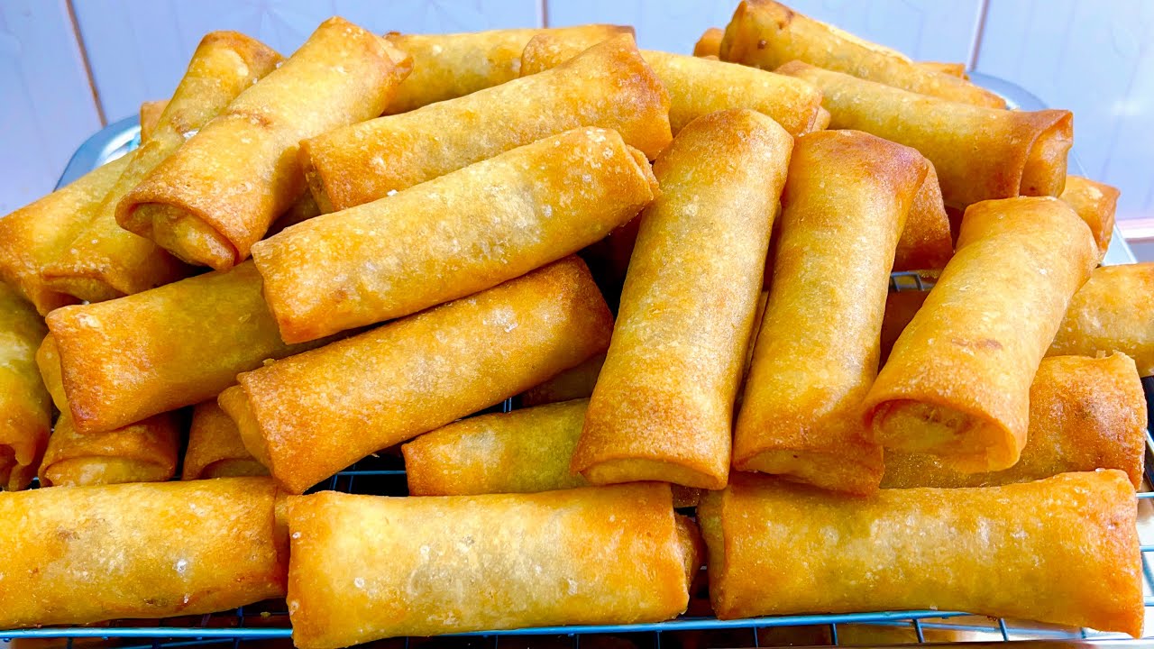 เปาะเปี๊ยะทอดอันละ10บาท น้ำจิ้มรสเด็ด!วิธีห่อให้สวยให้แน่นดีไม่หลุดเวลาทอด
