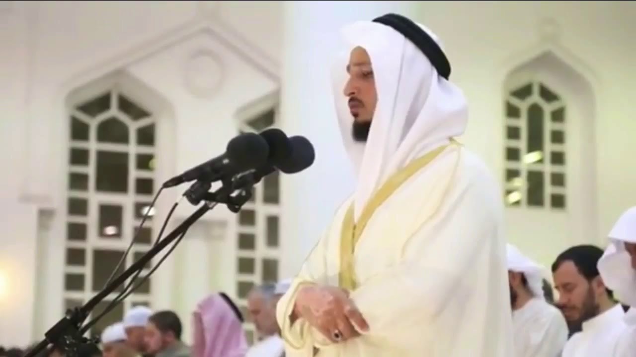 الشيخ فارس عباد  المقام العراقي   يُسمع القرآن بالروح ، ويُرى بالبصيرة