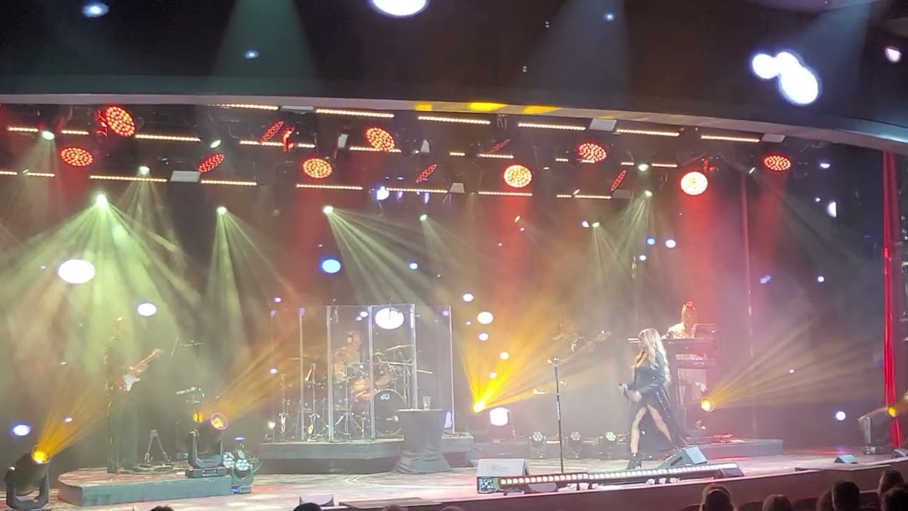 Music on board P&O Caribbean Cruise