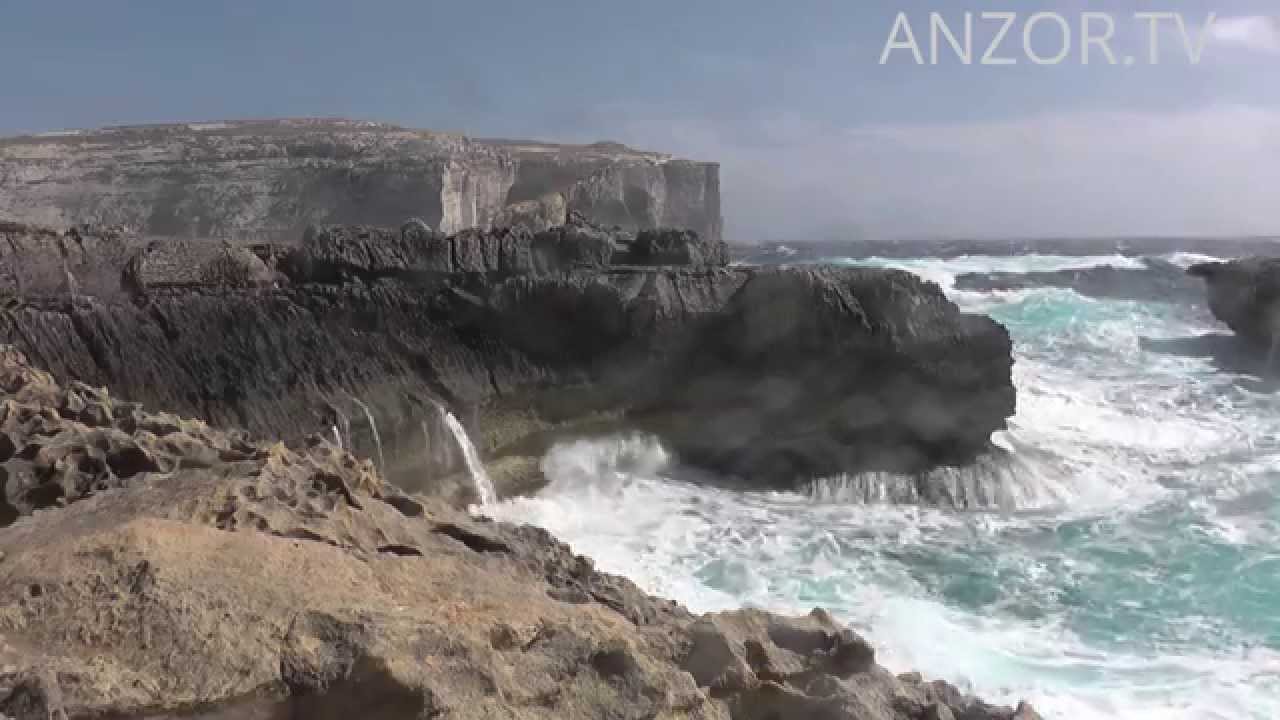 One minute in Dwejra... Gozo Island... Mediterranean Sea... Malta