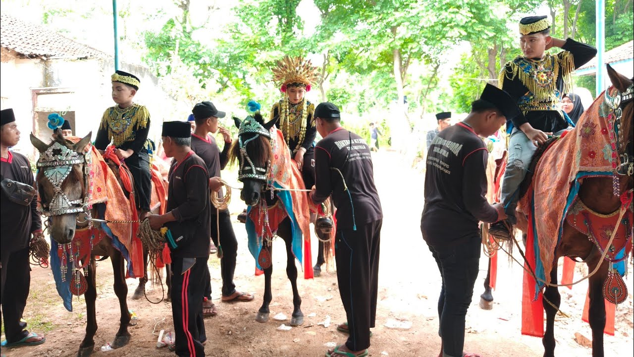 PENGANTIN KUDA TRADISI MASYARAKAT SUMENEP MADURA