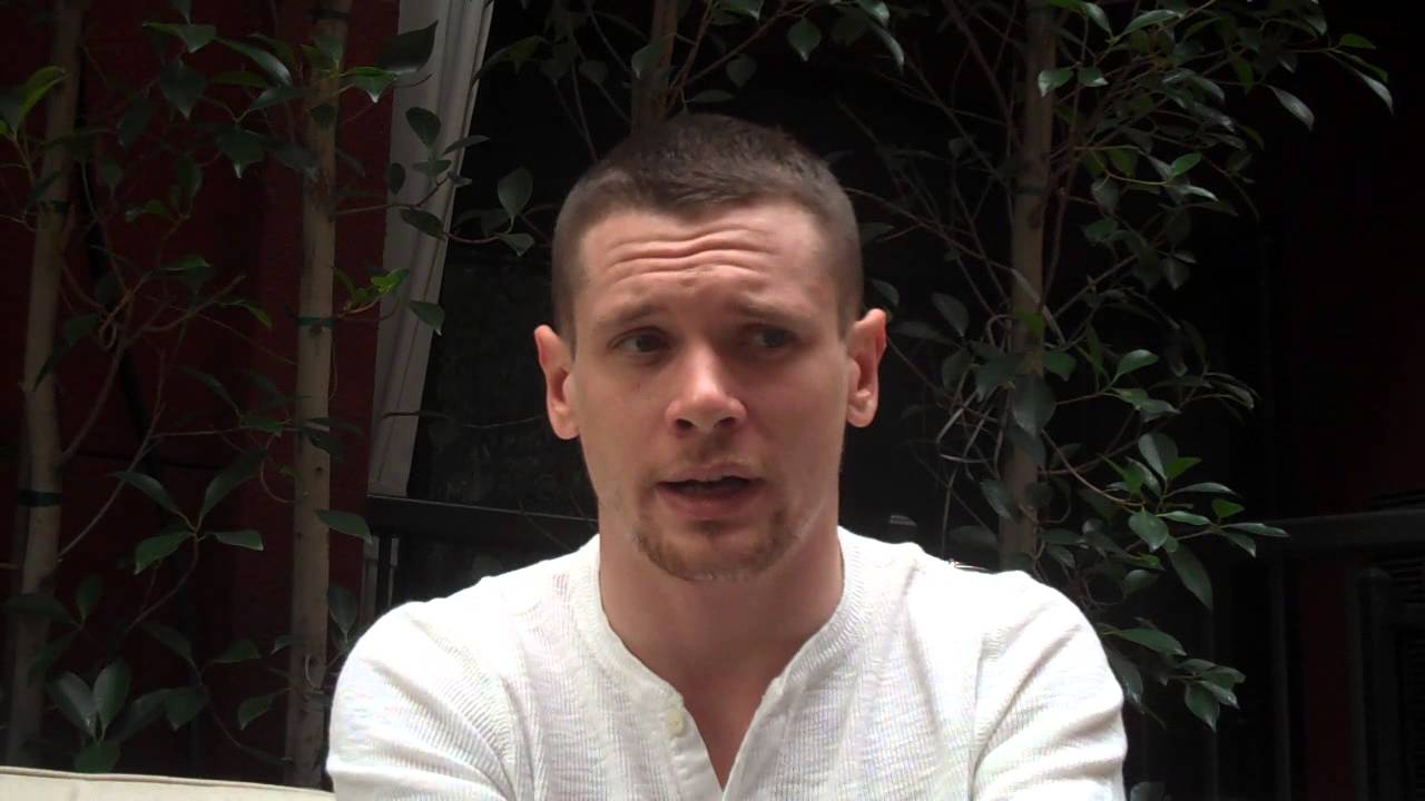 Jack O'Connell Plays Louie Zamperini in Angelina Jolie's 