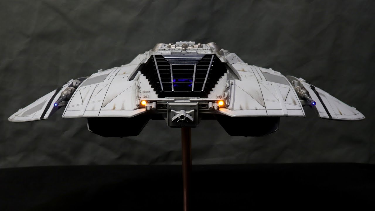 Battlestar Galactica Cylon Raider model kit part 2 completed