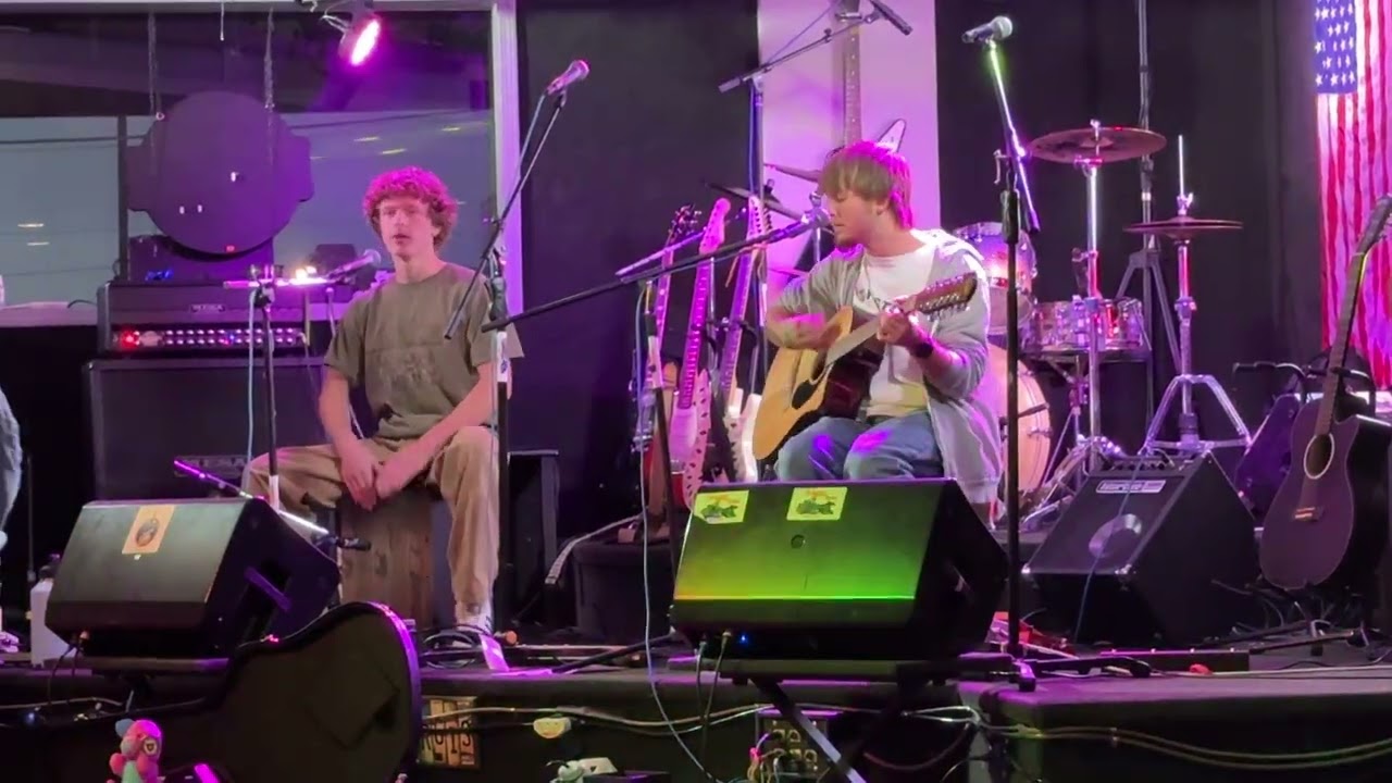 Gimme Back My Bullets (Lynyrd Skynyrd) Acoustic Cover by Cam & Weston