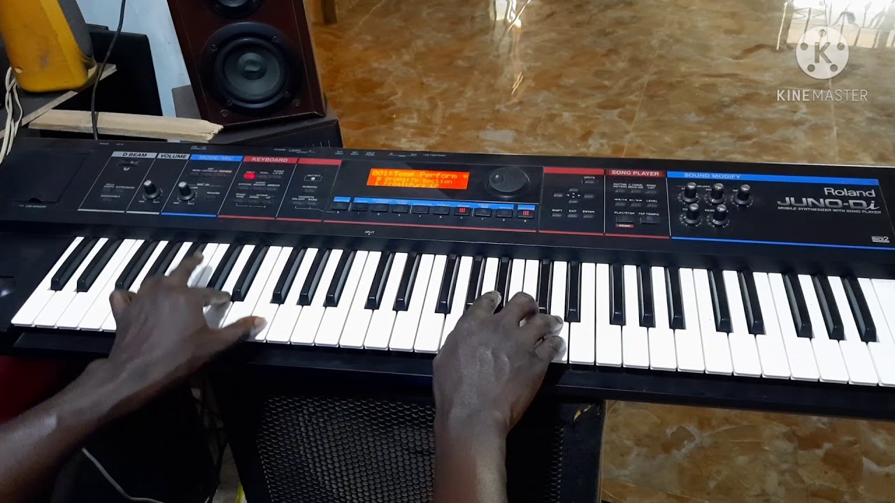 wagye me from Florence obinim keyboards lessons
