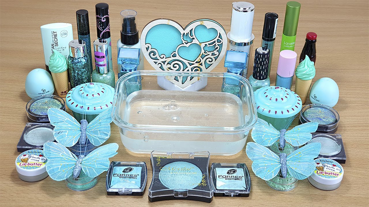 MINT SLIME Mixing makeup and glitter into Clear Slime Satisfying Slime Videos