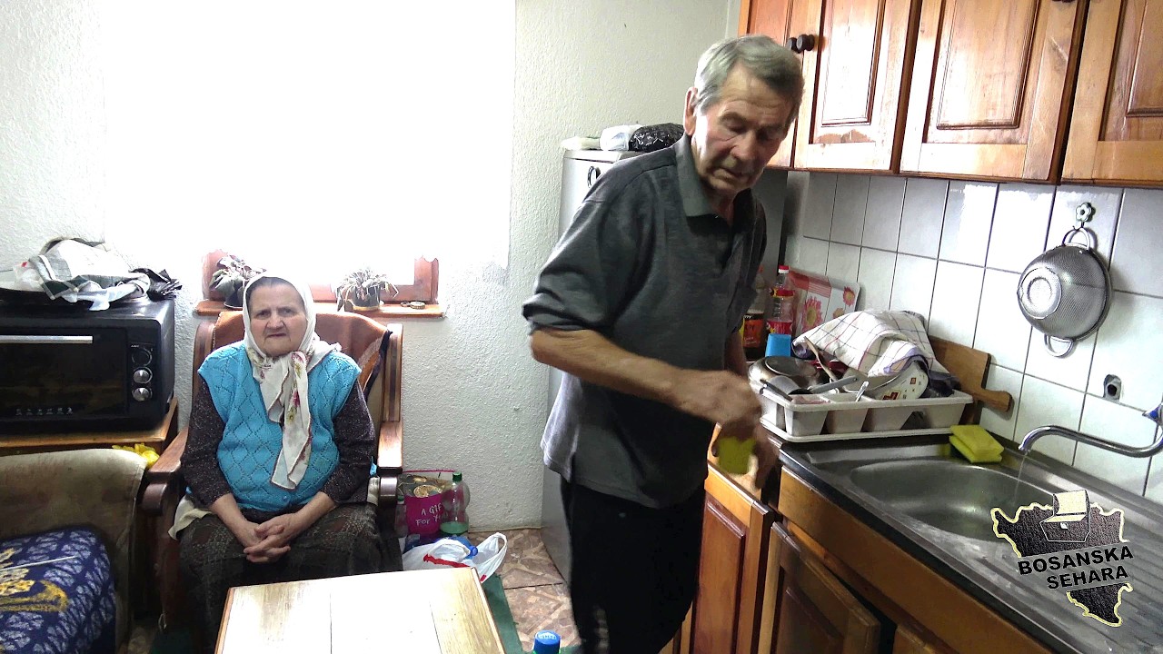 Ahmet je nani kroz život bio ko halva,bez njega se ni pokrit ne može kada legne