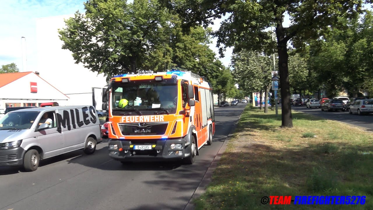 [Mit Pressluft und Bullhorn durch die City] LHF 1500 BF Berlin Feuerwache Urban