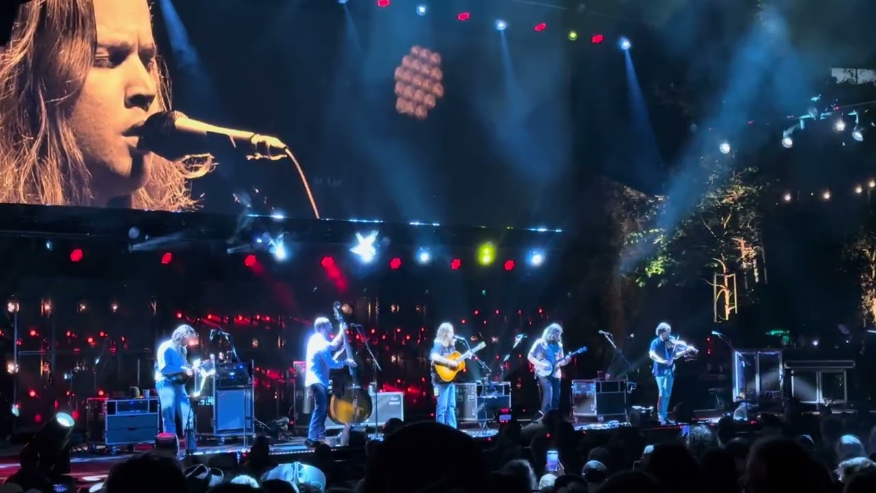 Billy Strings - Don't Think Twice, it's Alright (Bob Dylan) - Frost Amphitheater - 10/7/23