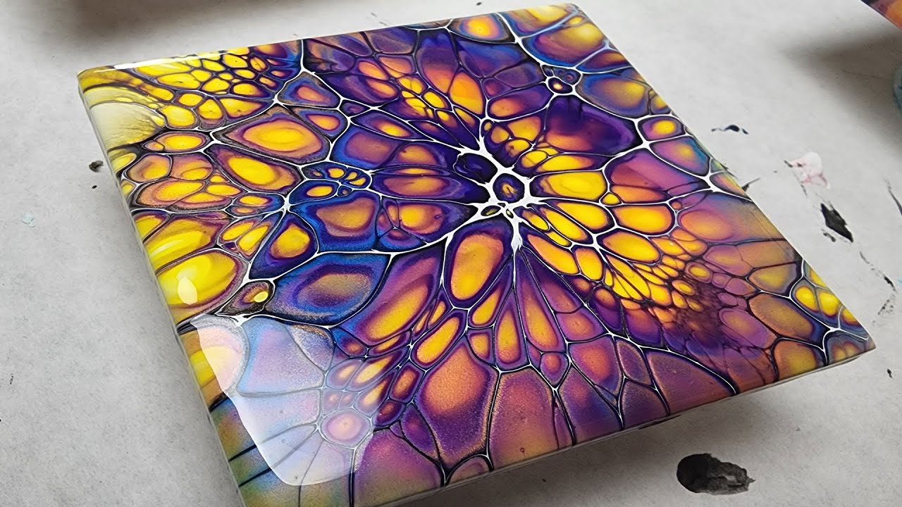 Hippie Crafter Review - Acrylic Paint & Mica Powder - SheleeArt Blooms