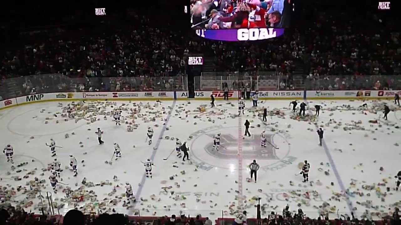 David Reinbacher scores Laval Rocket Teddy Bear Toss goal vs. the Belleville Senators 11/22/25