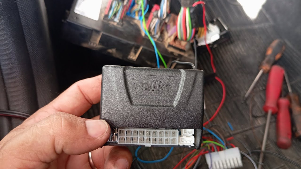 Como instalar alarme na Fiat Strada nova.
