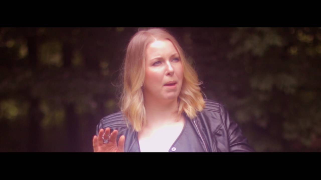Daniela Lorenz - Die H&ouml;lle hier auf Erden (Official Video)