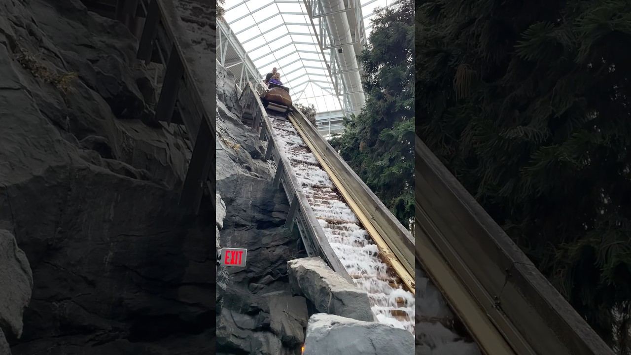 Log Chute! Indoor Log Ride at Mall of America! #themepark #logflume #water #wet #soaked #drenched