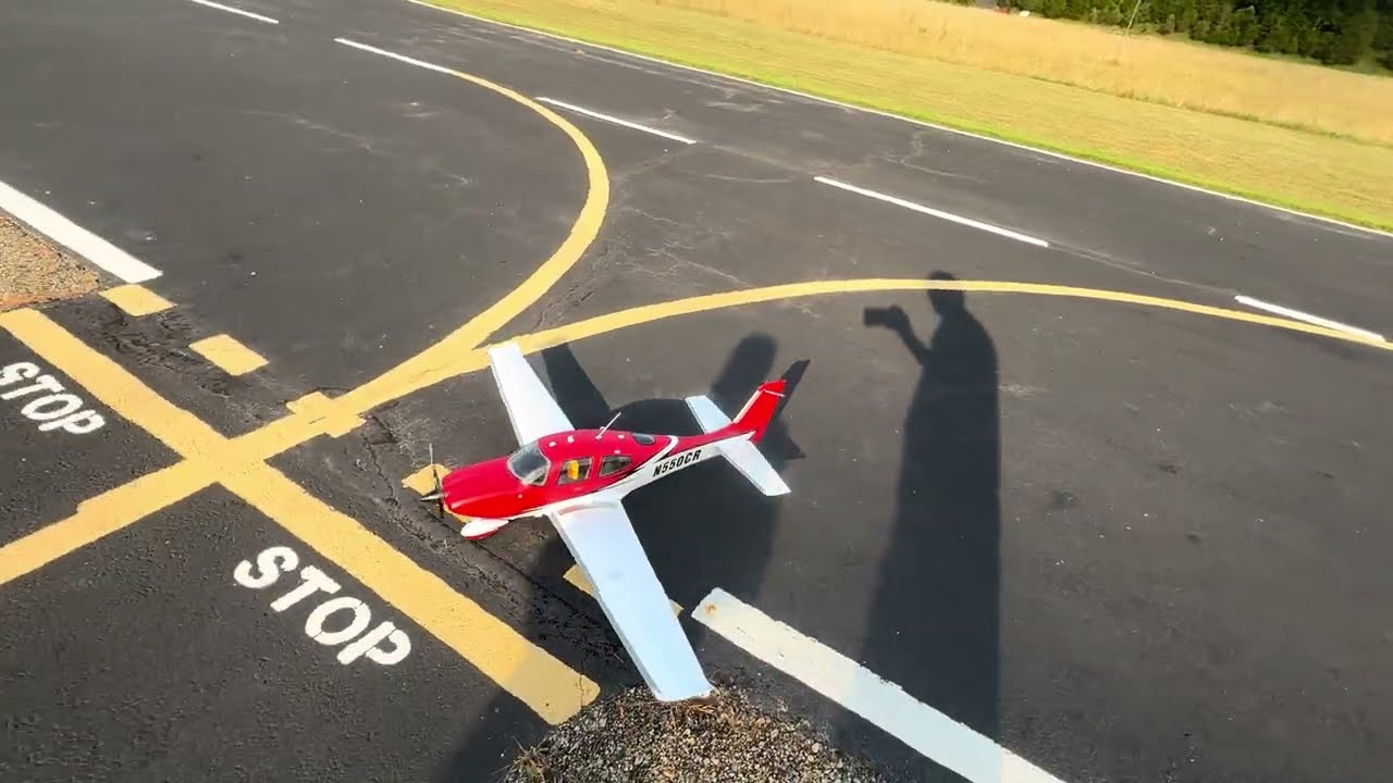 E-flite Cirrus SR22T 1.5m Maiden  Flight  , SMOOOTH!  SAY IT! BUTTER !!