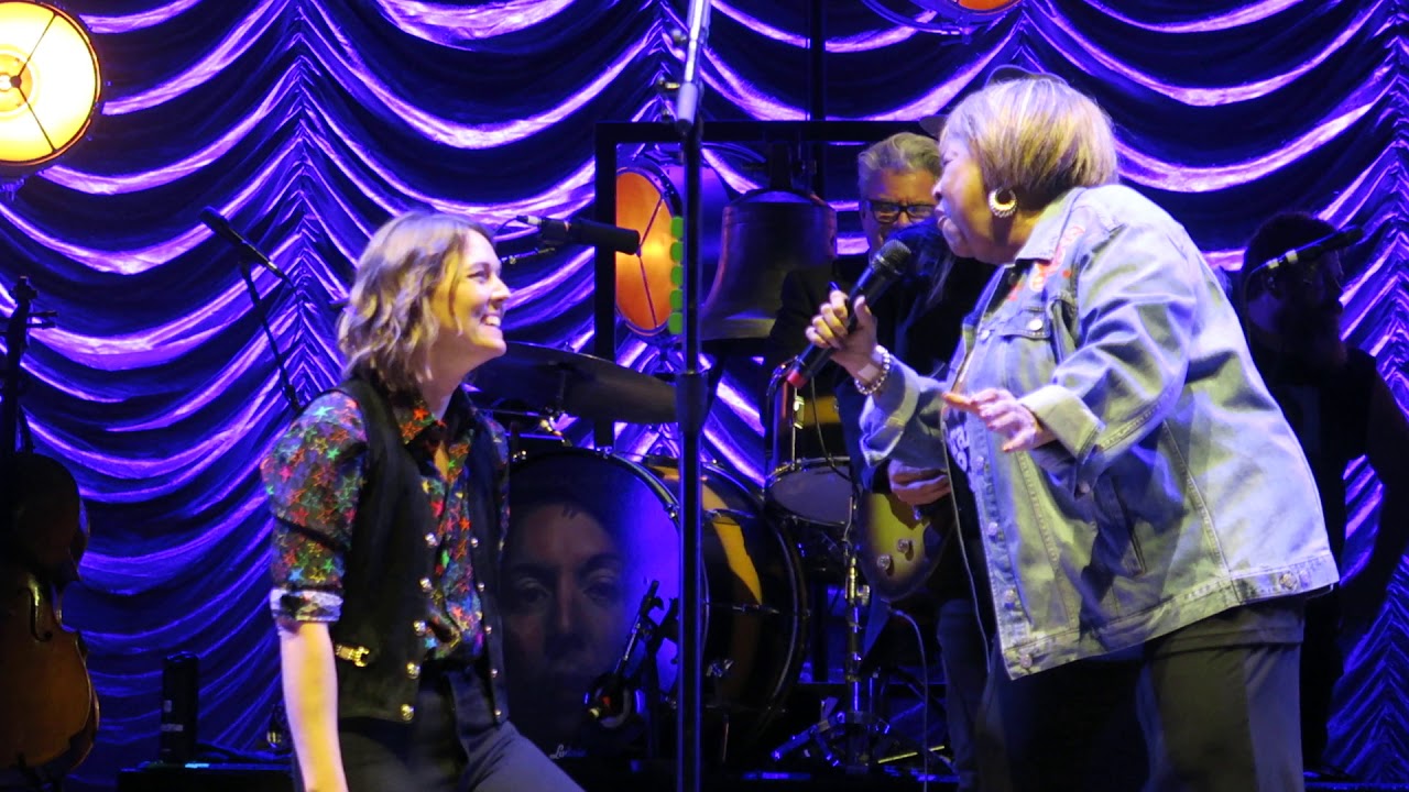 Brandi Carlile Mavis Staples Lukas Nelson Sing 